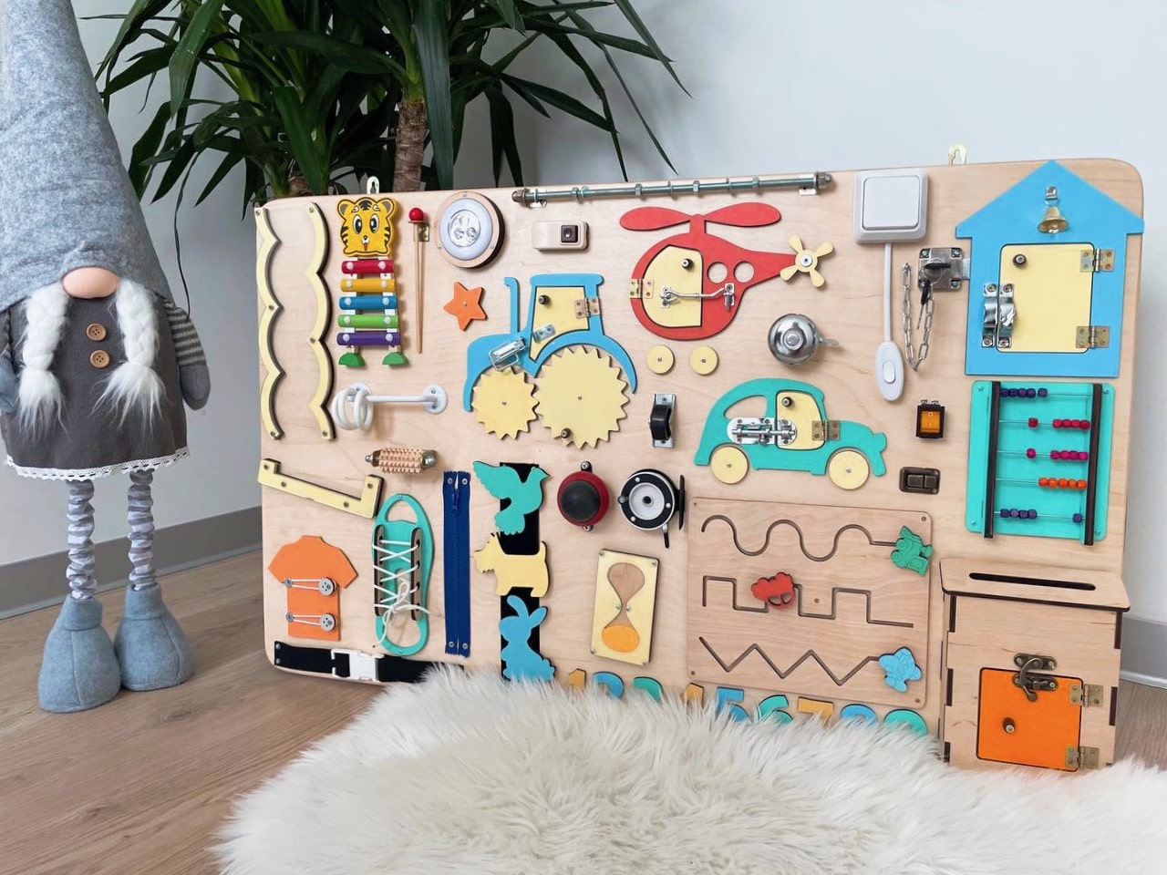 XL ā Montessori Masterpiece